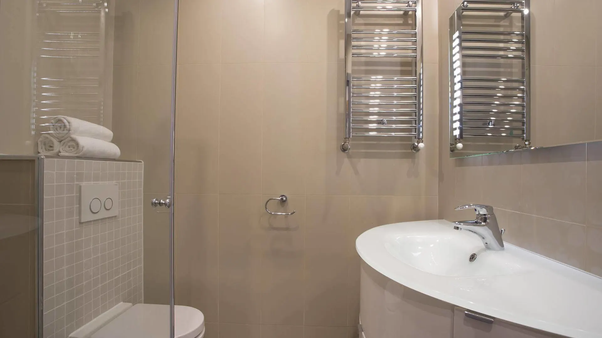 ****  Adrion Aparthotel Pula Kroatien